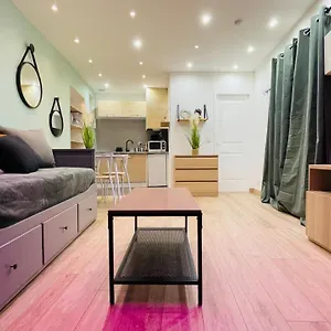 Gympie : Joli Cosy En Centre-ville Appartement Draguignan