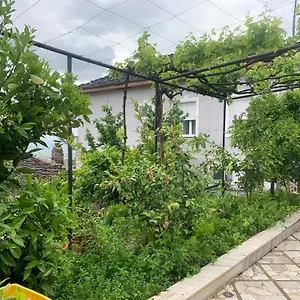 Kubeja Casa vacanze Gjirokastër